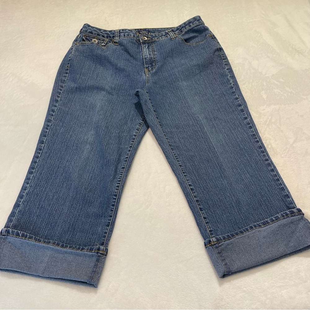 L. A. BLUES SIZE 16 WOMENS DENIM CAPRIS